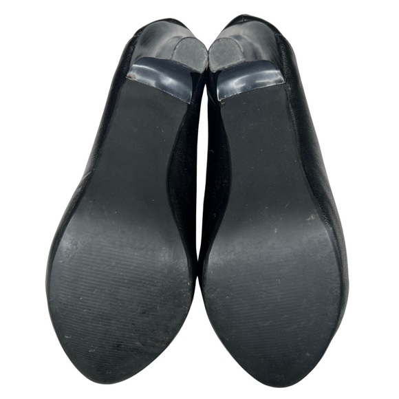 Maurices Zipper Back Cut Out Heeled Ankle Bootie Matte Black 9M - Picture 12 of 14